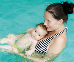 Babyschwimmkurs 3-8 Monate